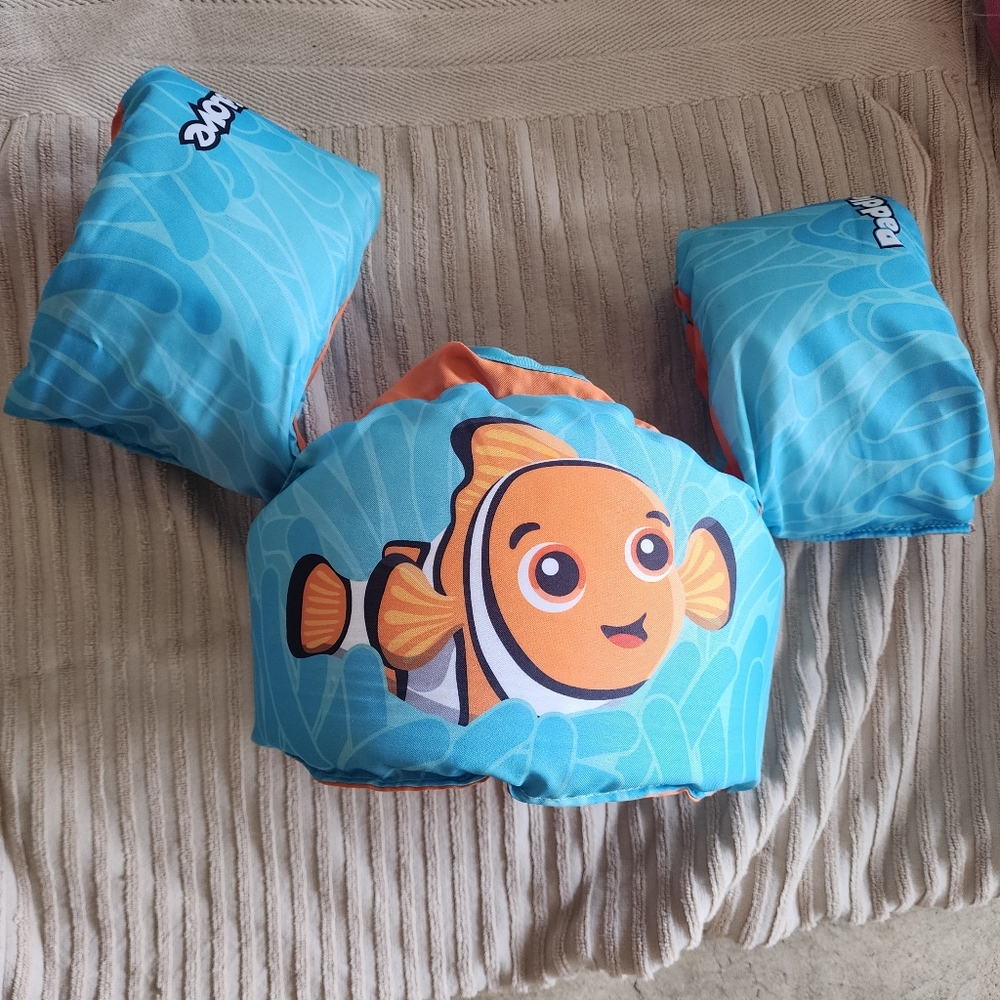 Body Glove Paddle Pals 30-50lbs Swim Vest